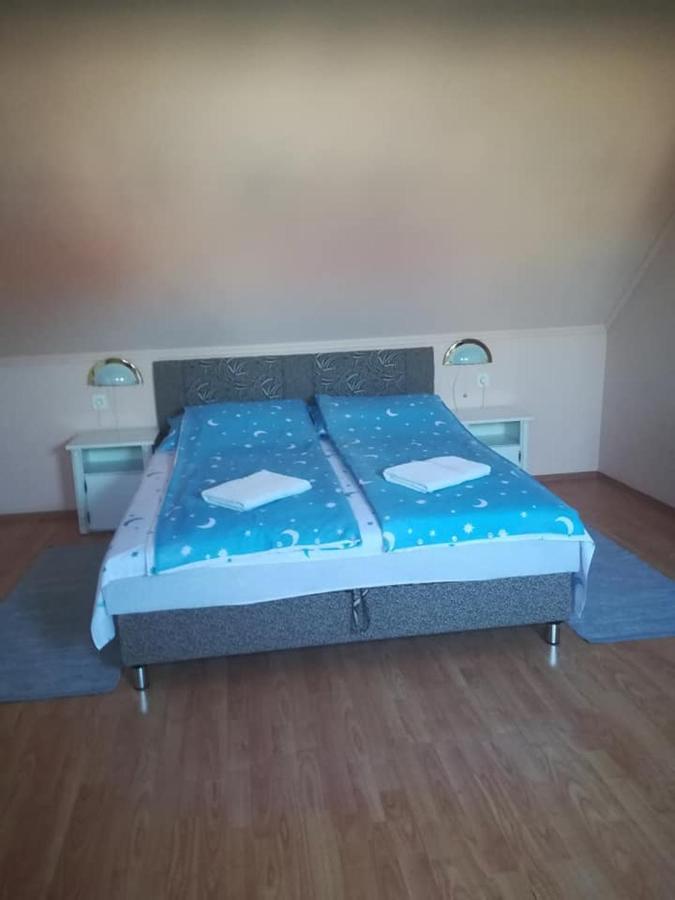 Karika Vendégház Hajdúszoboszló Extérieur photo
