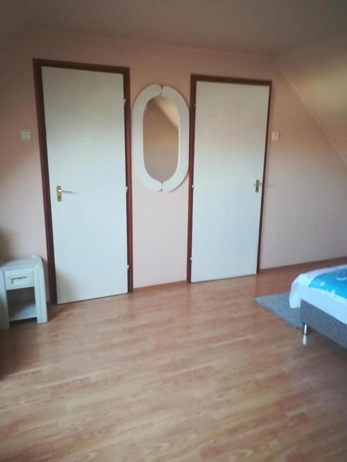 Karika Vendégház Hajdúszoboszló Extérieur photo