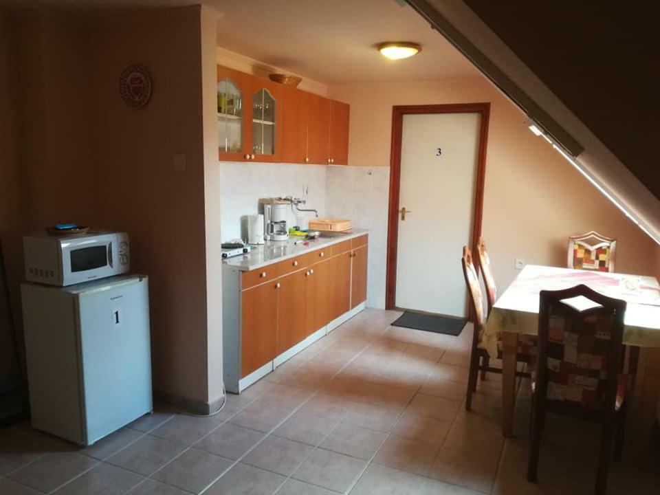 Karika Vendégház Hajdúszoboszló Extérieur photo